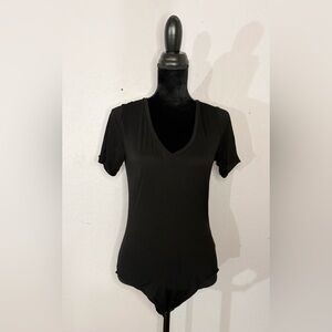 Fashion Nova Black V-Neck Bodysuit